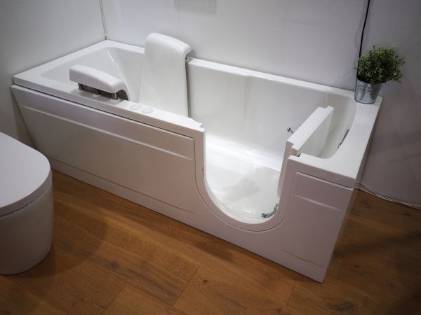 Cost of Walk In Tub Repair in Fort Lauderdale